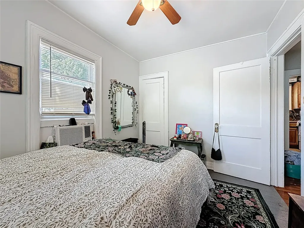 146 13th Avenue NE St Petersburg FL 33701