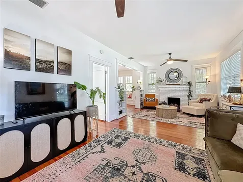146 13th Avenue NE St Petersburg FL 33701