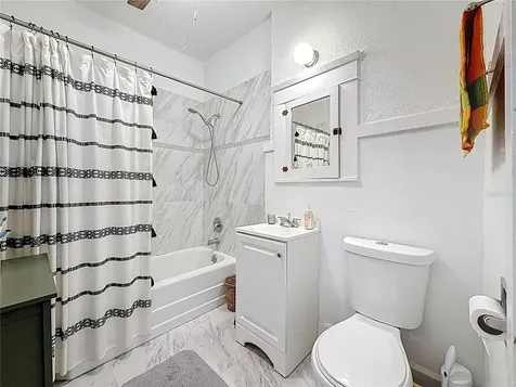 146 13th Avenue NE St Petersburg FL 33701
