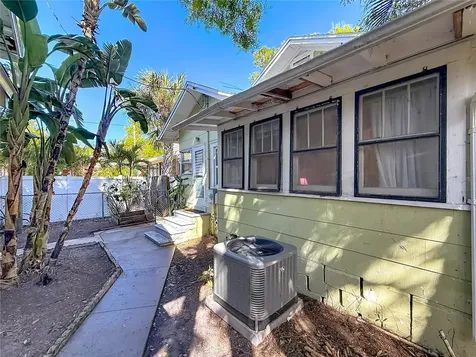 146 13th Avenue NE St Petersburg FL 33701