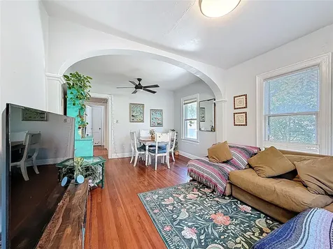 146 13th Avenue NE St Petersburg FL 33701