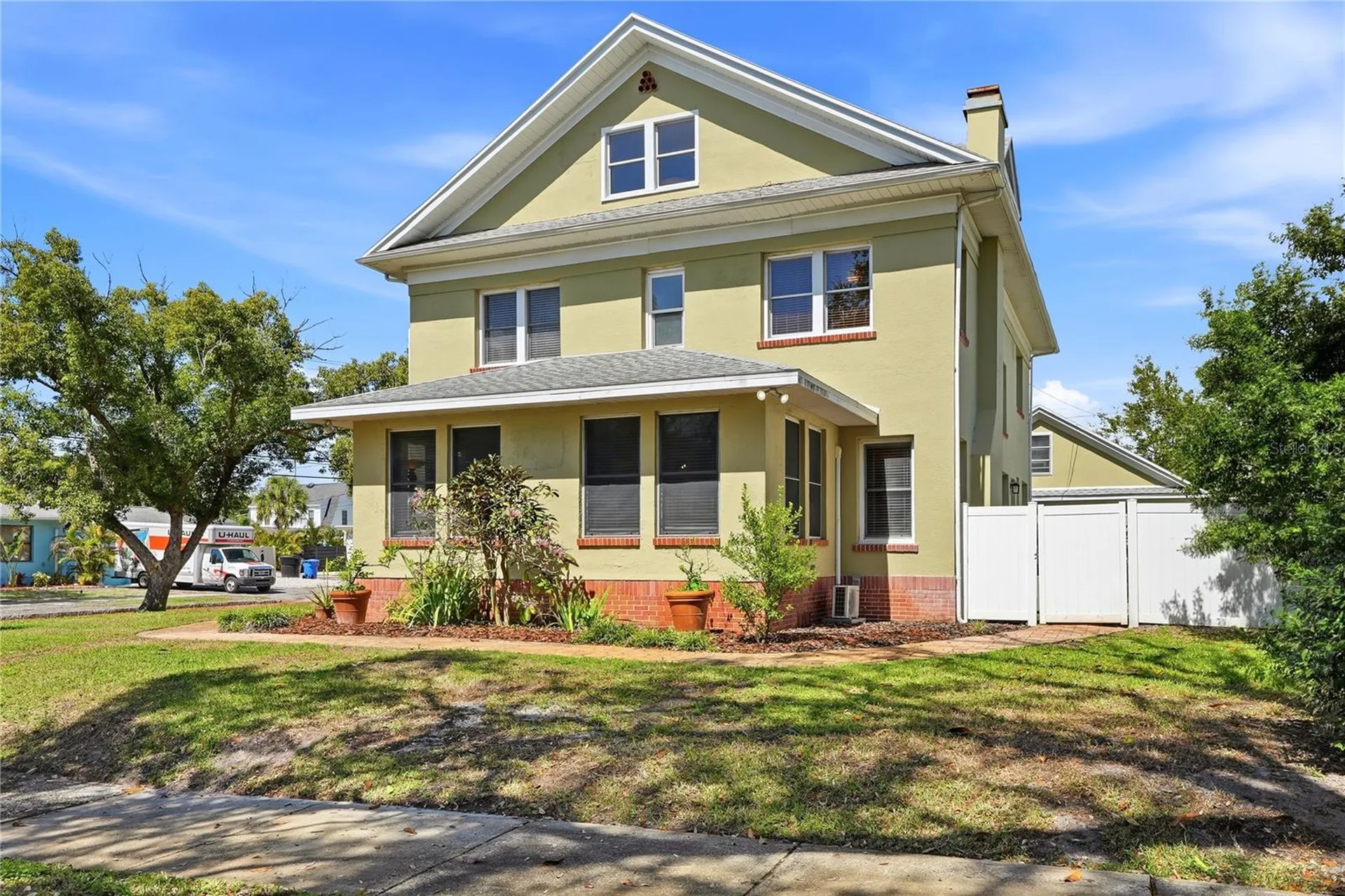 241 72nd Street N St Petersburg FL 33710