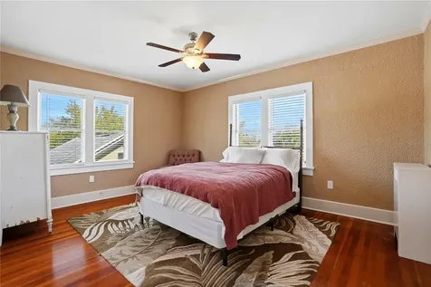 241 72nd Street N St Petersburg FL 33710