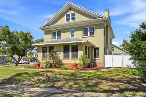 241 72nd Street N St Petersburg FL 33710