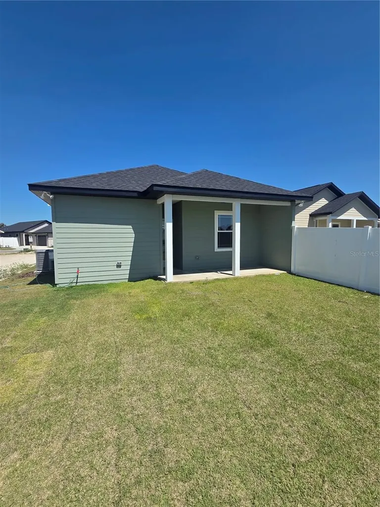 24375 SW 18th Lane Newberry FL 32669