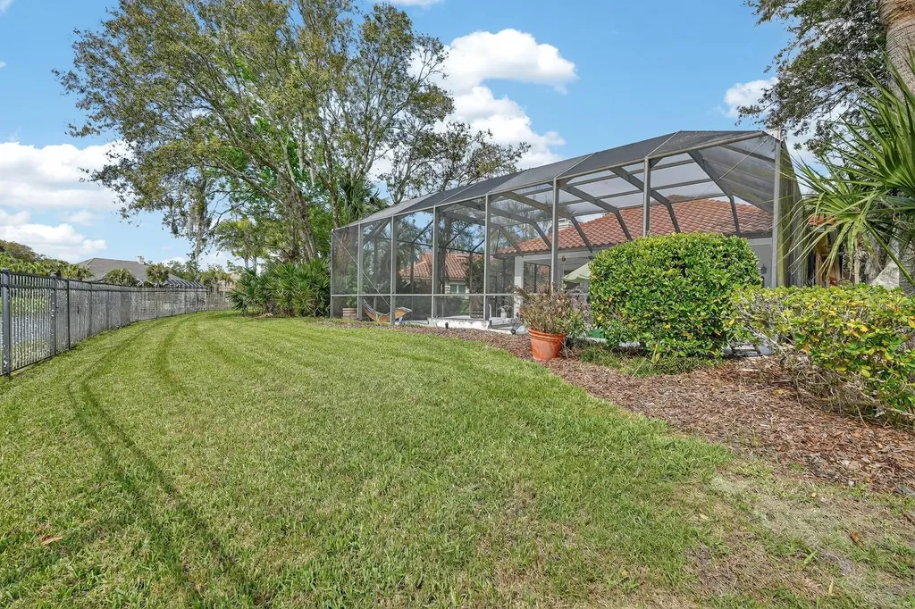 11 Laguna Court Palm Coast FL 32137