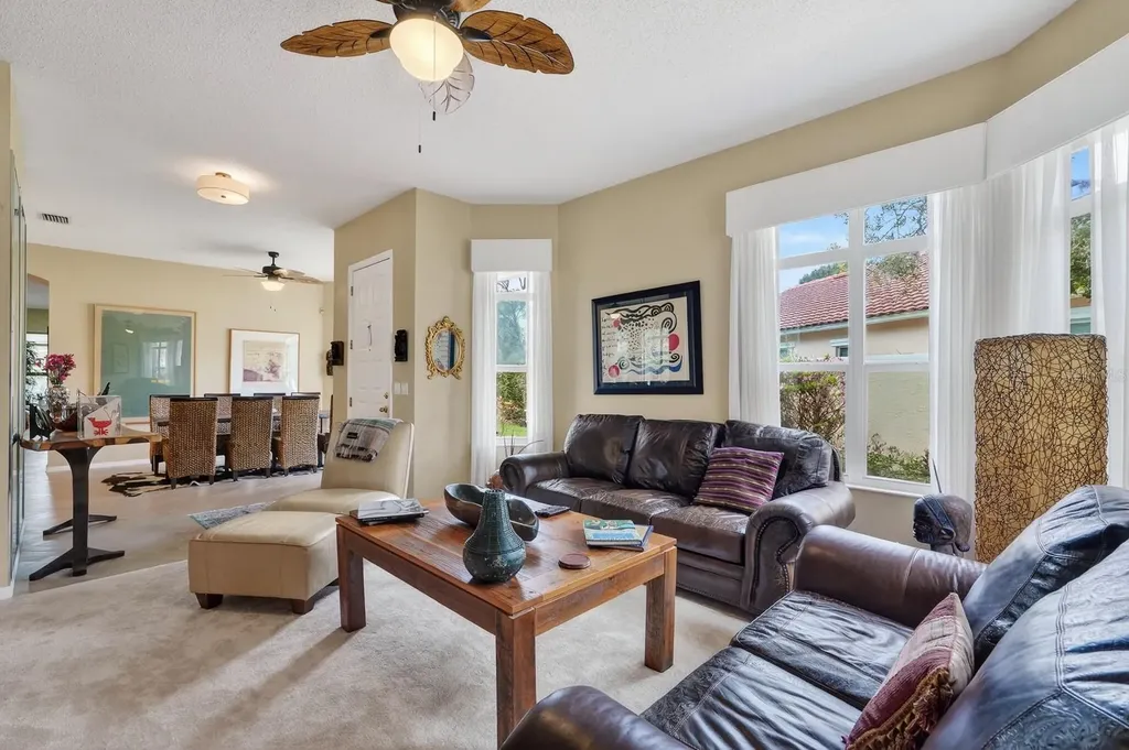 11 Laguna Court Palm Coast FL 32137