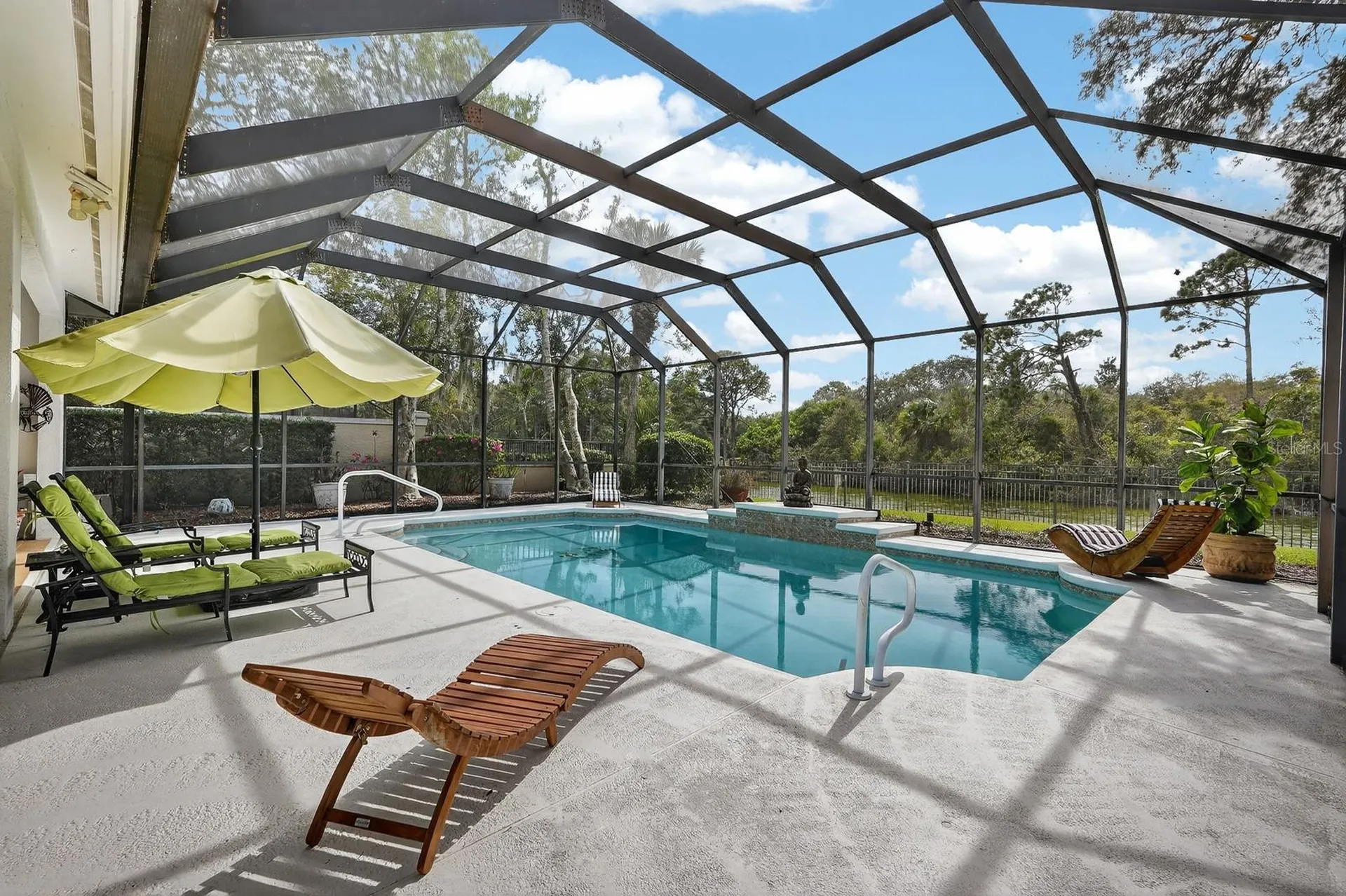 11 Laguna Court Palm Coast FL 32137