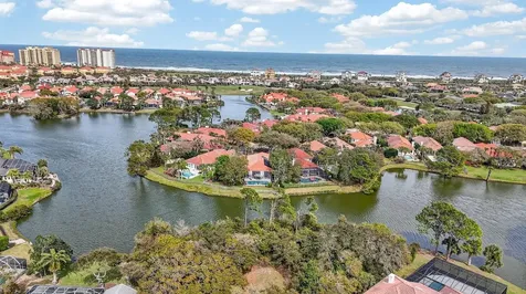 11 Laguna Court Palm Coast FL 32137