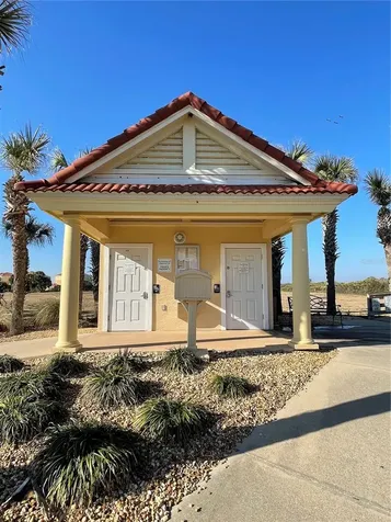 11 Laguna Court Palm Coast FL 32137