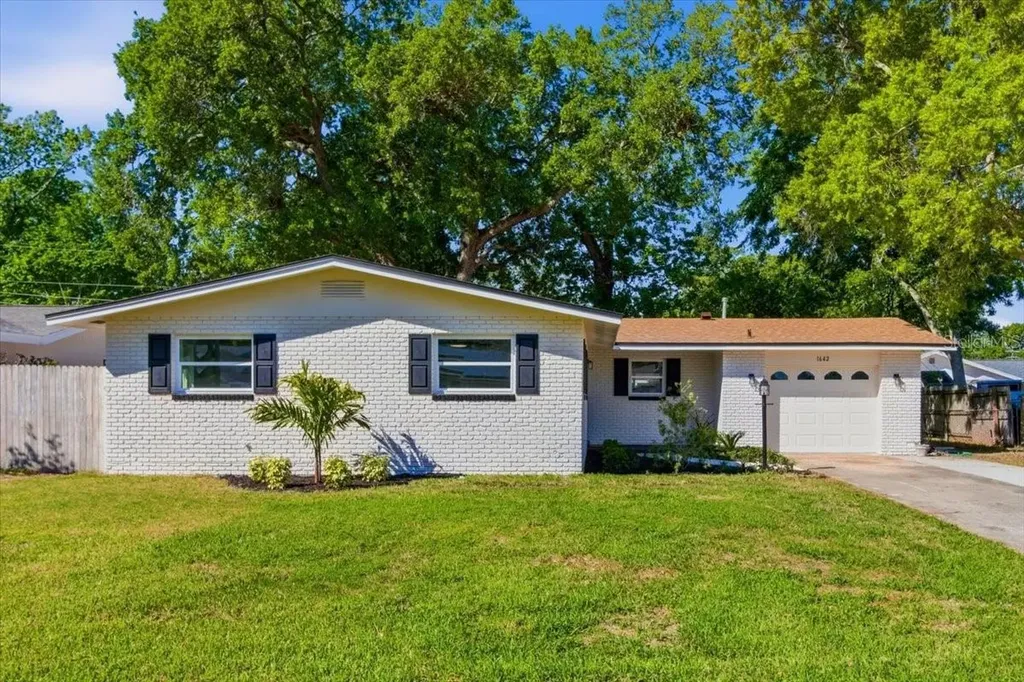 1642 Caldwell Road South Daytona FL 32119