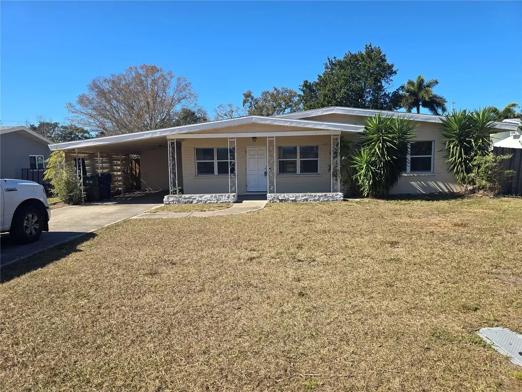 711 9th Street NW Largo FL 33770