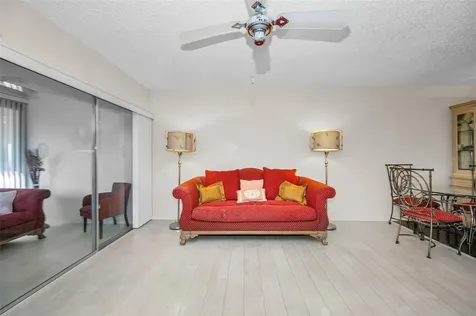 1121 Queen Anne Drive Palm Harbor FL 34684