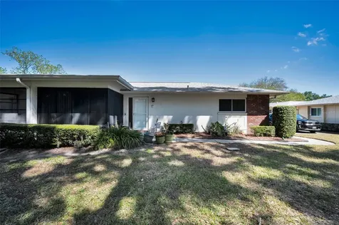 1121 Queen Anne Drive Palm Harbor FL 34684