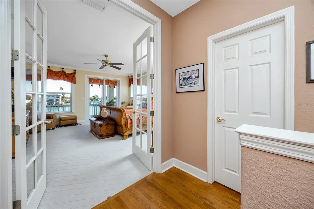 11145 3rd Street E Treasure Island FL 33706