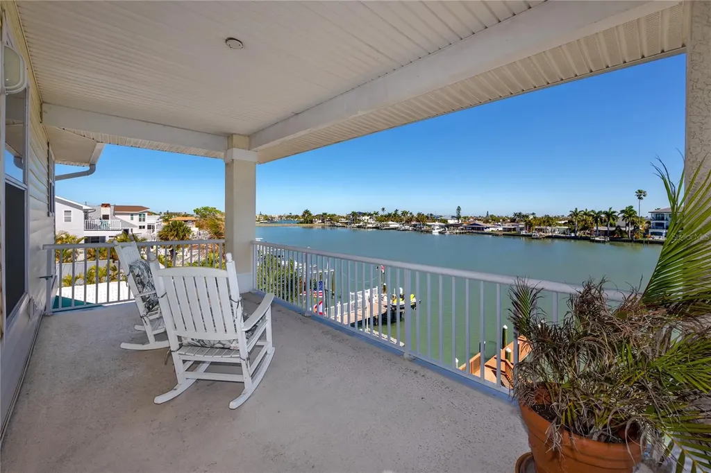 11145 3rd Street E Treasure Island FL 33706