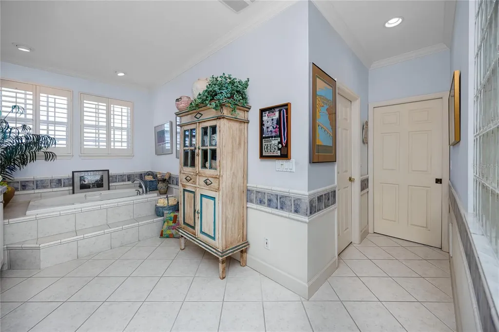 11145 3rd Street E Treasure Island FL 33706