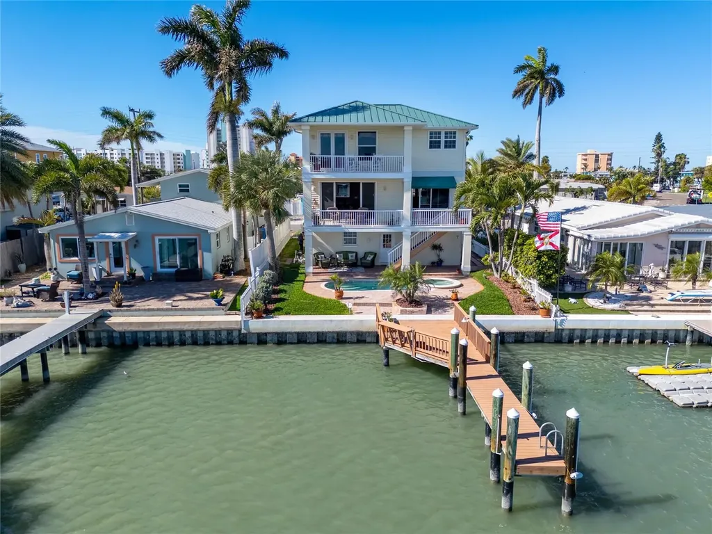 11145 3rd Street E Treasure Island FL 33706