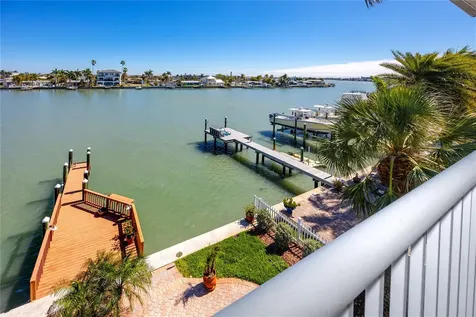 11145 3rd Street E Treasure Island FL 33706