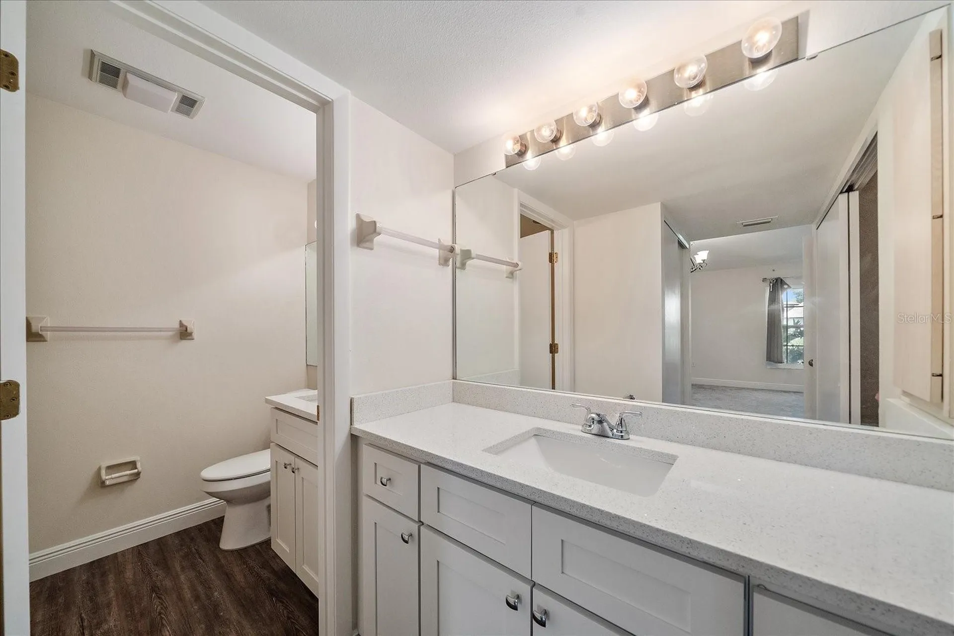 3527 52nd Avenue W Bradenton FL 34210