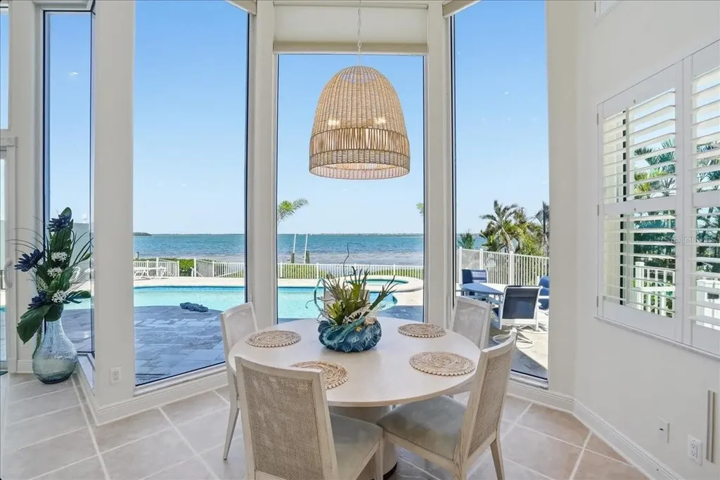 3636 Fair Oaks Place Longboat Key FL 34228