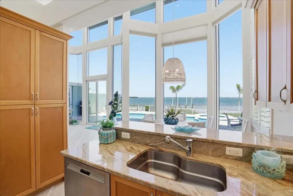 3636 Fair Oaks Place Longboat Key FL 34228