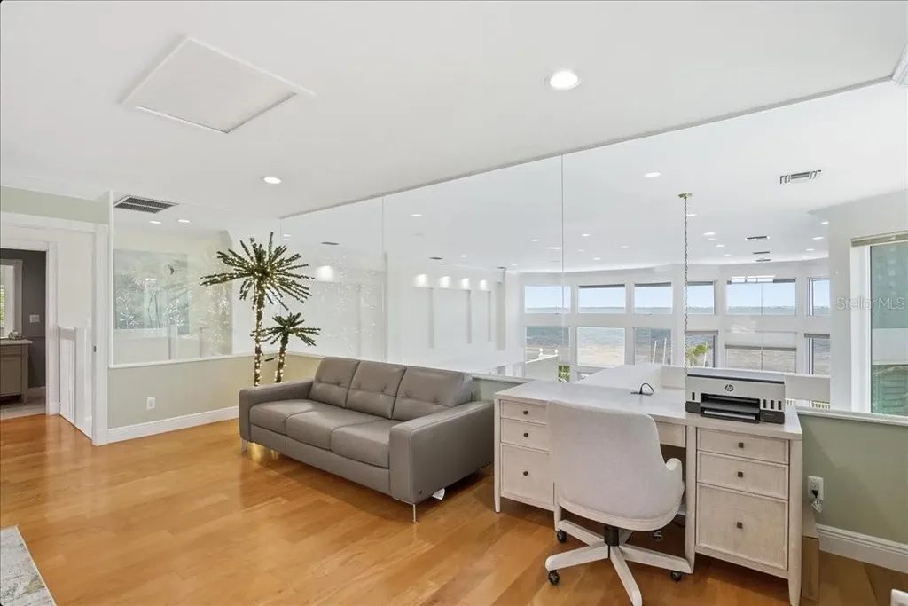 3636 Fair Oaks Place Longboat Key FL 34228