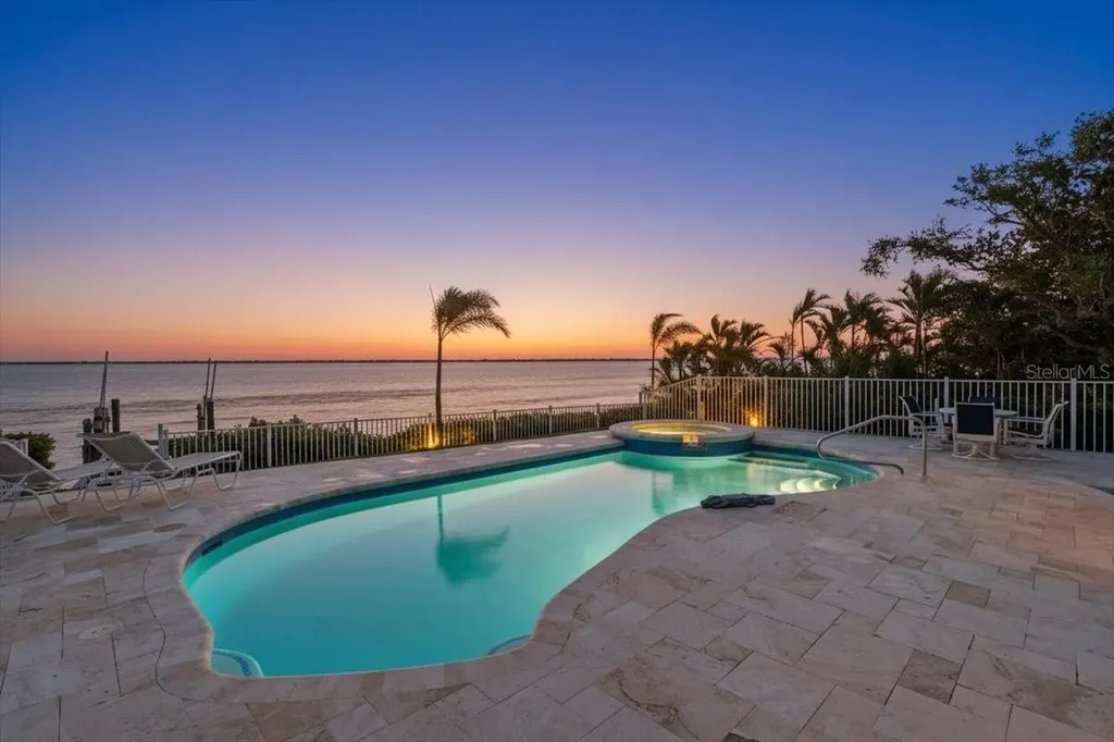 3636 Fair Oaks Place Longboat Key FL 34228