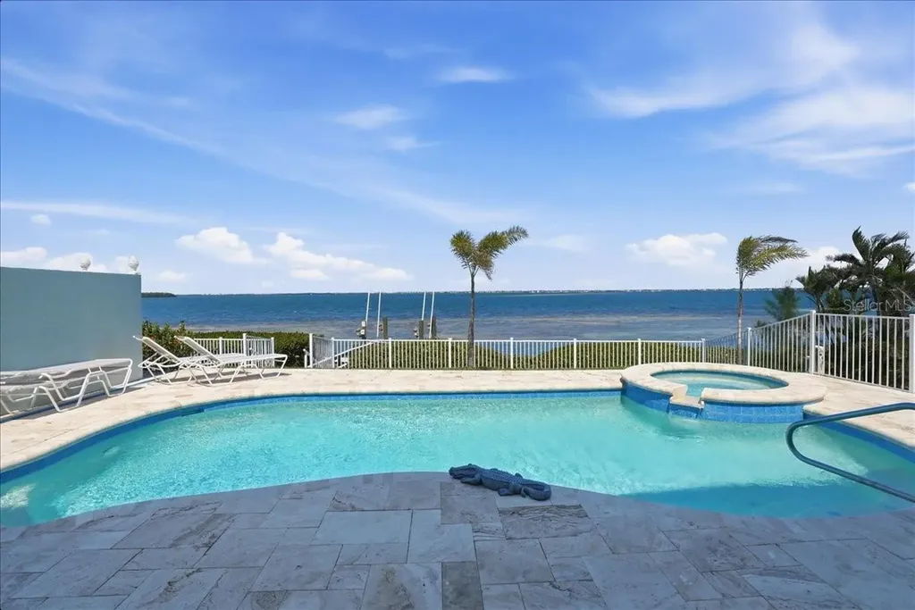 3636 Fair Oaks Place Longboat Key FL 34228