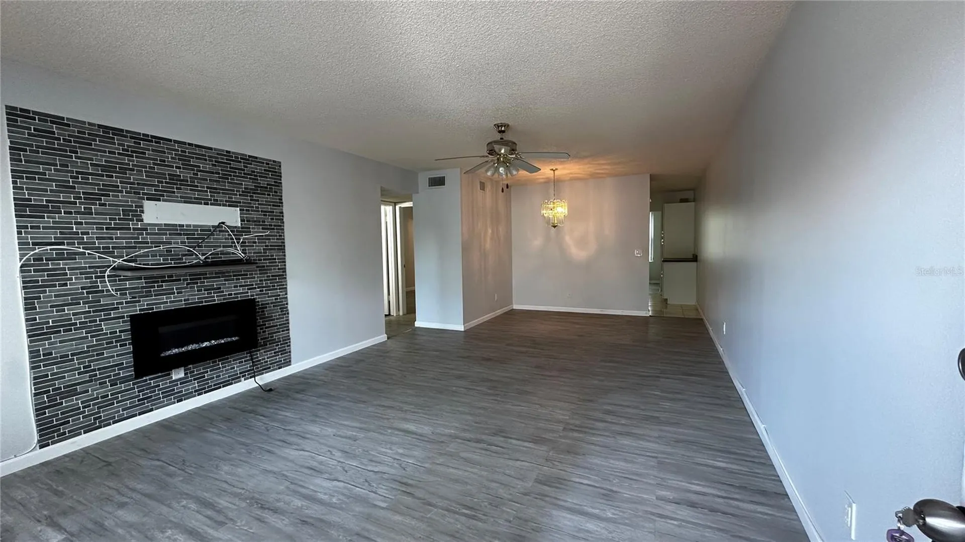 2330 Ecuadorian Way Clearwater FL 33763