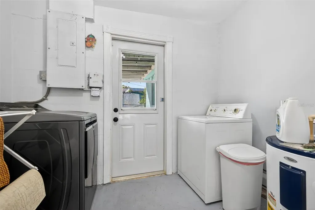 5846 82nd Avenue N Pinellas Park FL 33781