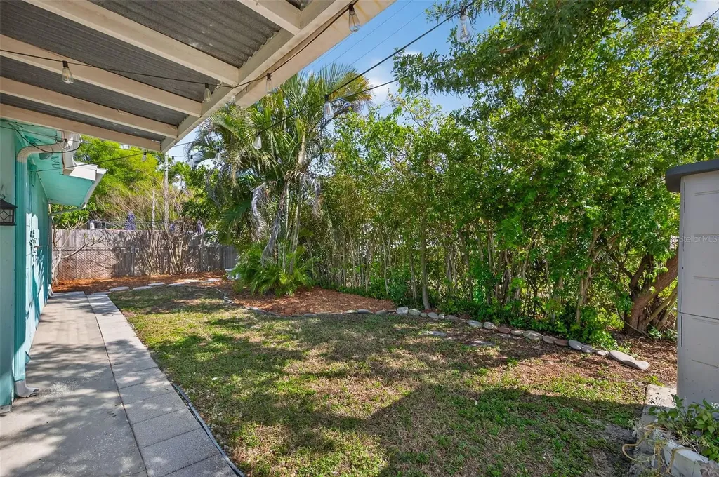5846 82nd Avenue N Pinellas Park FL 33781