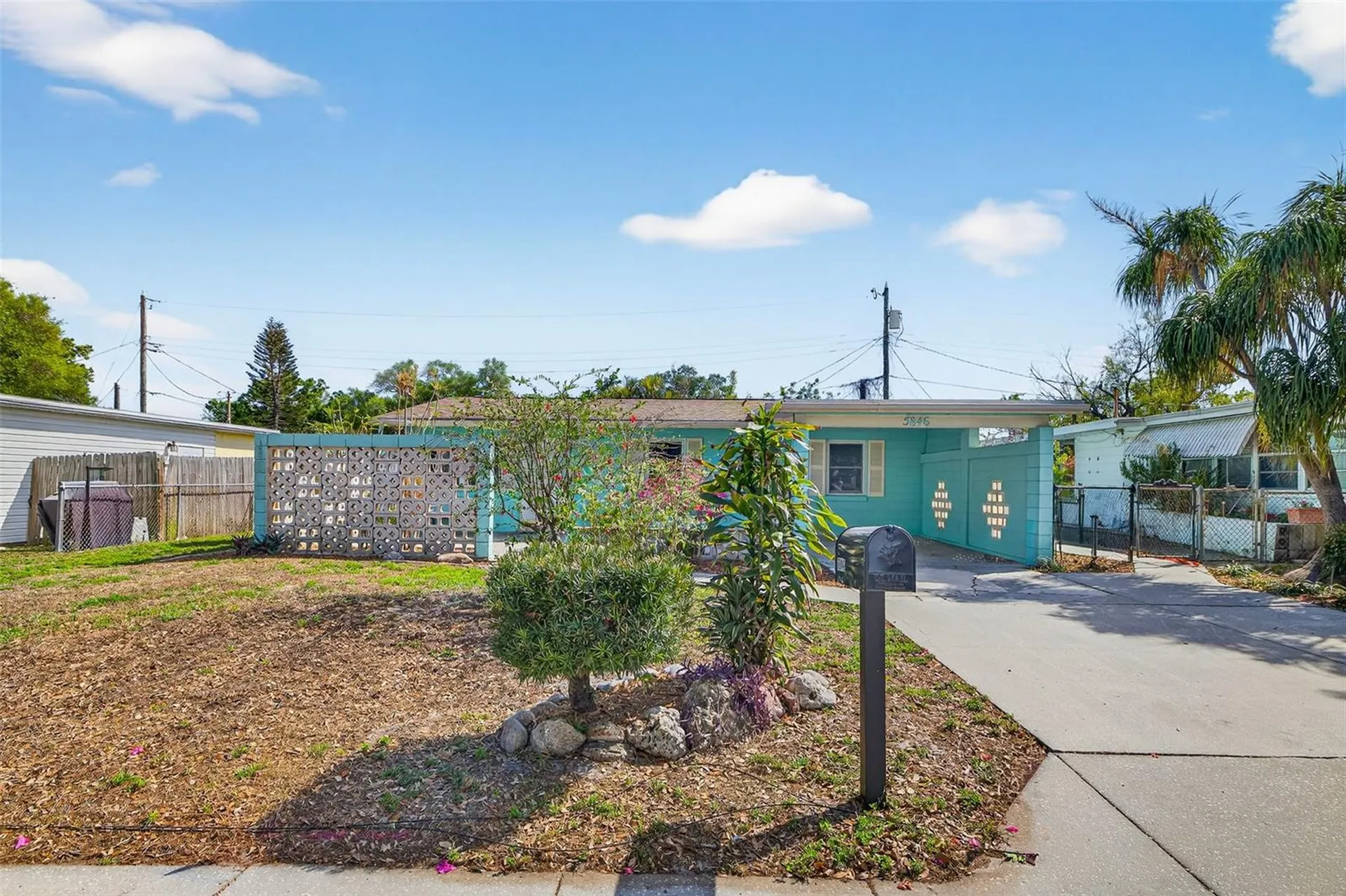 5846 82nd Avenue N Pinellas Park FL 33781