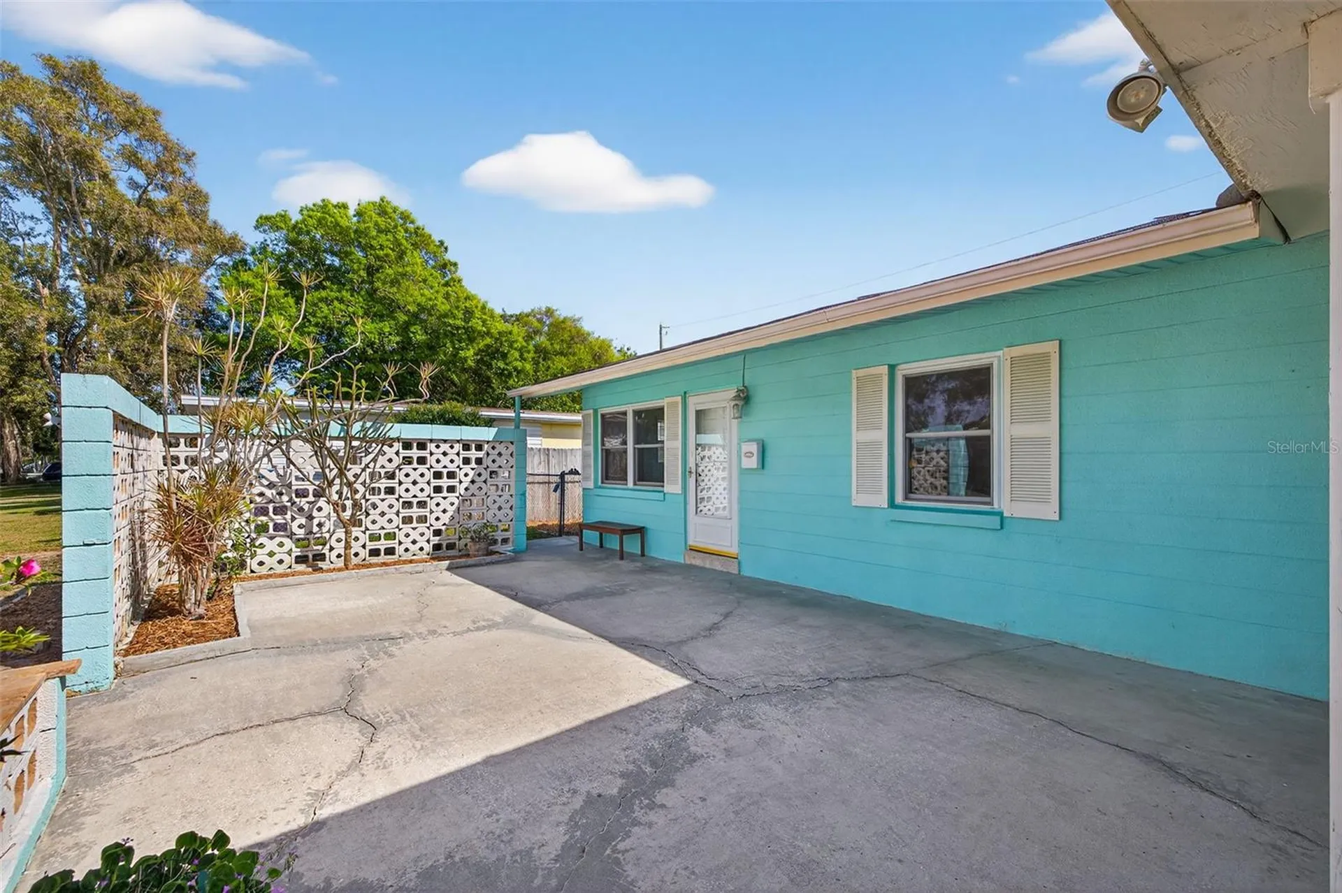 5846 82nd Avenue N Pinellas Park FL 33781