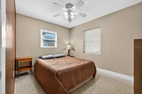 5846 82nd Avenue N Pinellas Park FL 33781