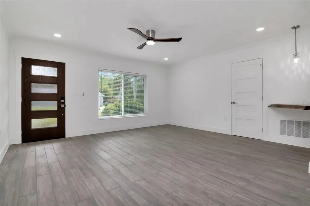 1840 Douglas Avenue Dunedin FL 34698