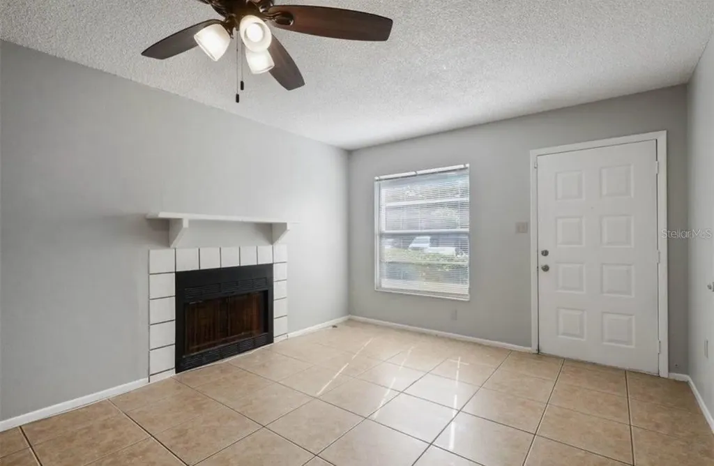 14227 Shadow Moss Lane Tampa FL 33613
