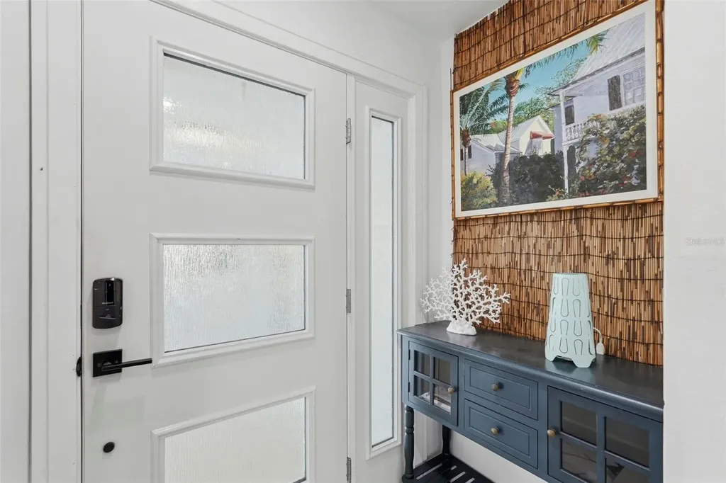573 Boca Ciega Point Boulevard N St Petersburg FL 33708