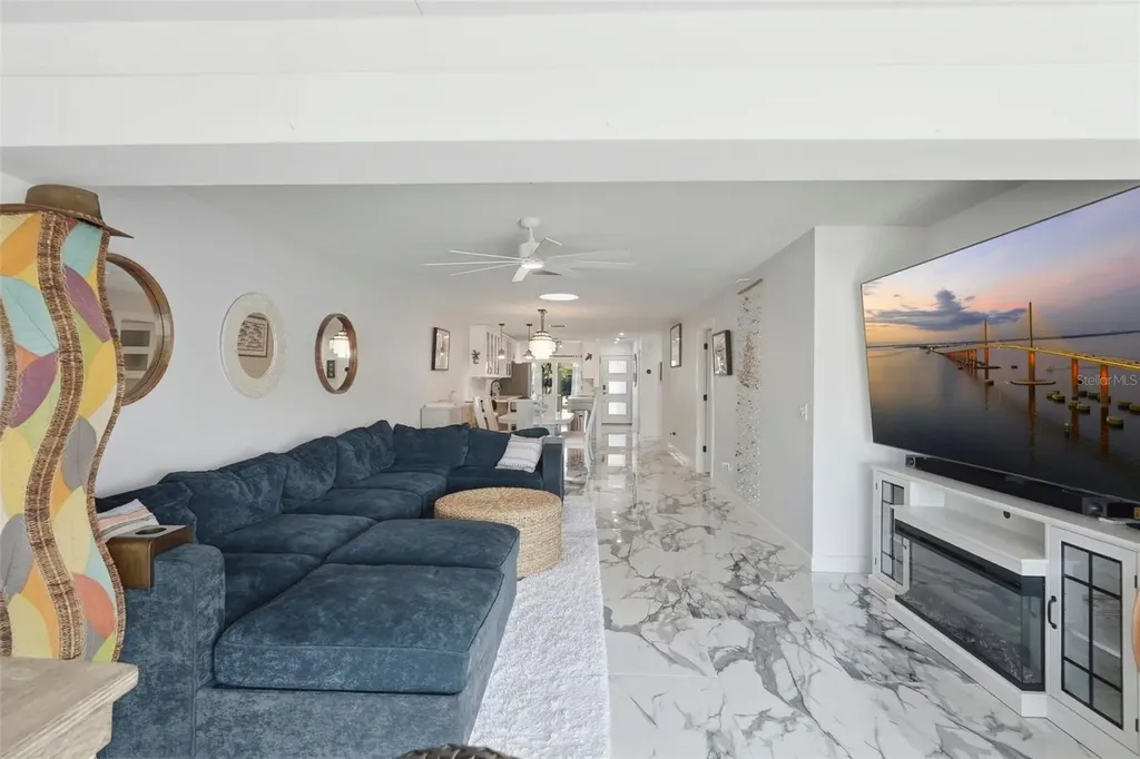 573 Boca Ciega Point Boulevard N St Petersburg FL 33708