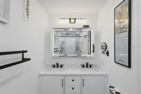 573 Boca Ciega Point Boulevard N St Petersburg FL 33708