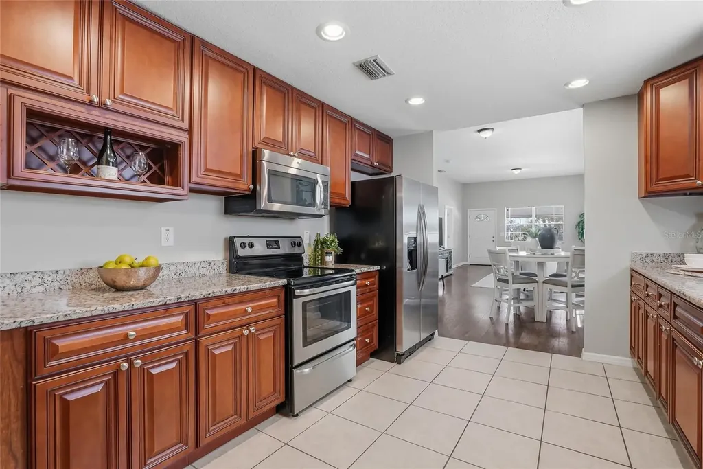2501 W Gray Street Tampa FL 33609