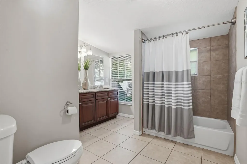 2501 W Gray Street Tampa FL 33609