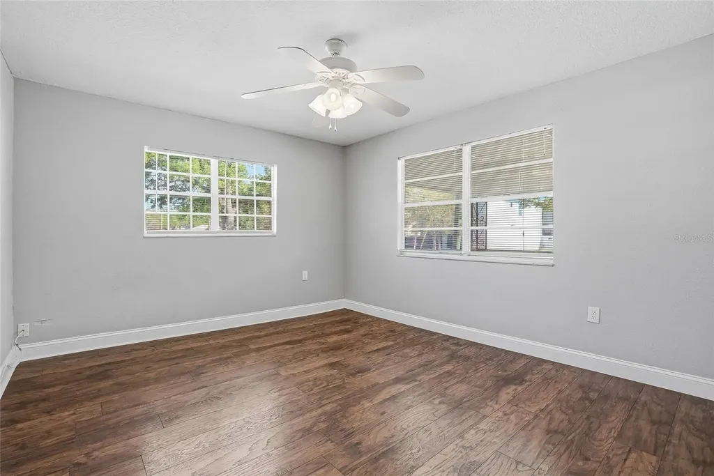 2501 W Gray Street Tampa FL 33609
