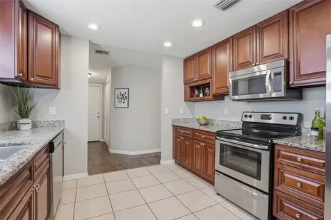 2501 W Gray Street Tampa FL 33609
