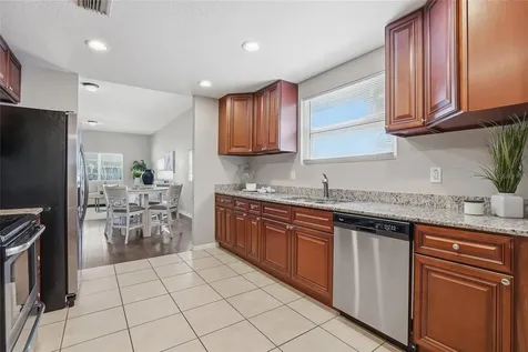 2501 W Gray Street Tampa FL 33609