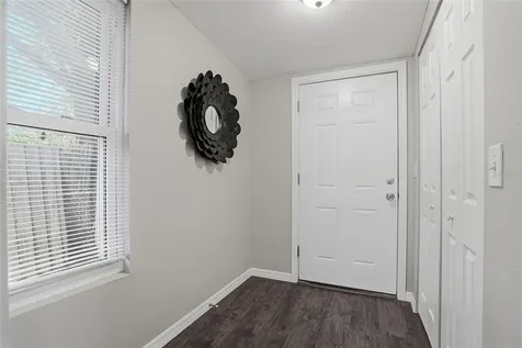 2501 W Gray Street Tampa FL 33609