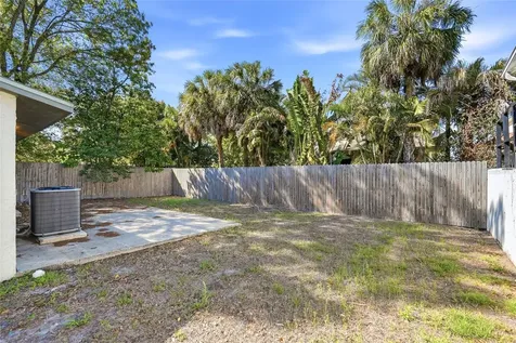 2501 W Gray Street Tampa FL 33609
