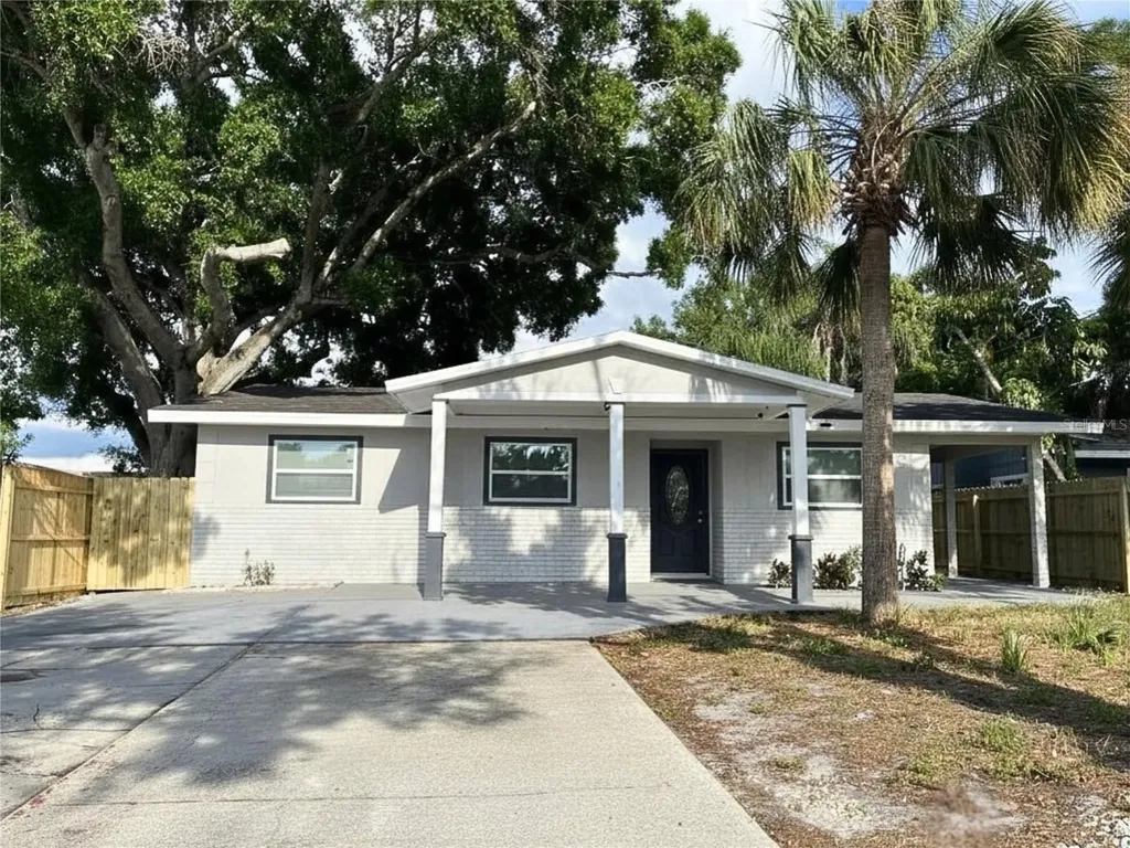 1039 N Missouri Avenue Clearwater FL 33755