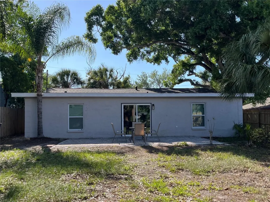 1039 N Missouri Avenue Clearwater FL 33755