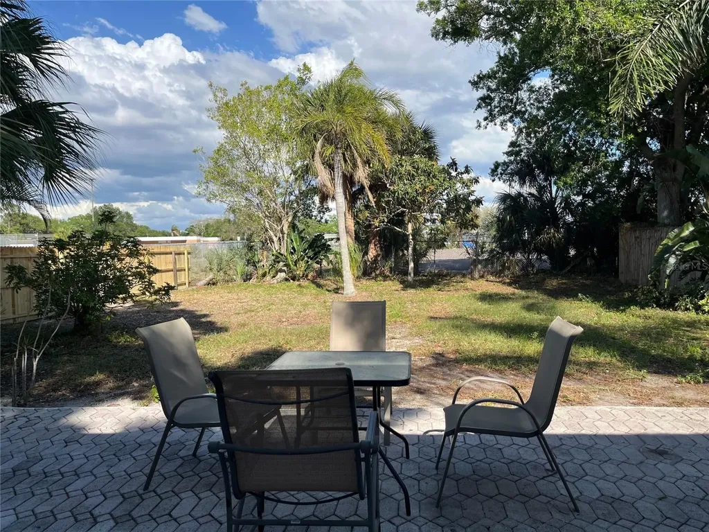 1039 N Missouri Avenue Clearwater FL 33755
